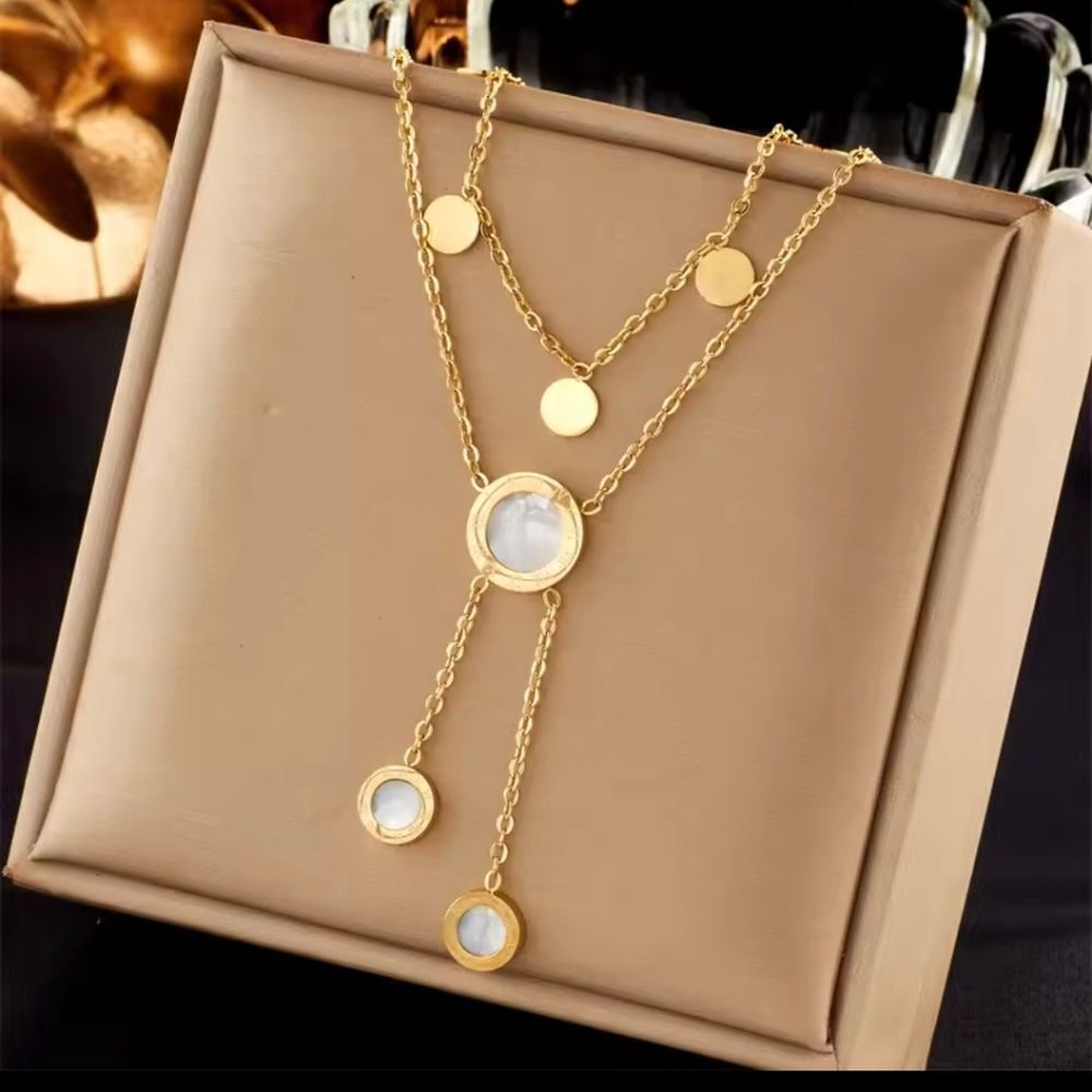 Round Roman Numeral Dial Long Pendant Necklace Clavicle Chain